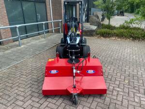 1 M-Sweep HSTV 500P 125cm Veegmachine