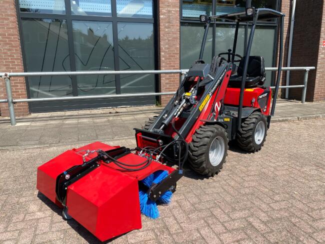 1 M-Sweep HSTV400 P/120cm Veegmachine VK8502 | Aanbouwdelen | Veegmachine / Borstel