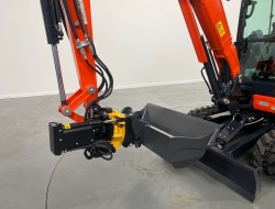 1 Kubota KX027-4 Hi Spec + Engcon EC204-CW05 ADV1047 | Graafmachine | Minigraver