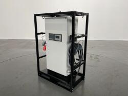 2025 Giant High-Frequency-Charger (Snellader) IP54 48V/300A + transportkast ADV1049 | Overige | Diversen