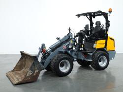 2019 Giant V452T X-tra HD VV1311 | Wiellader | Mini Shovel