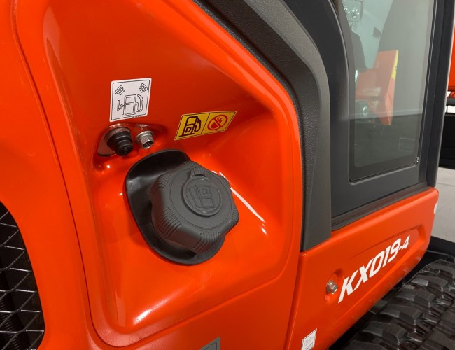 1 Kubota KX019-4 ADV1114 | Graafmachine | Minigraver