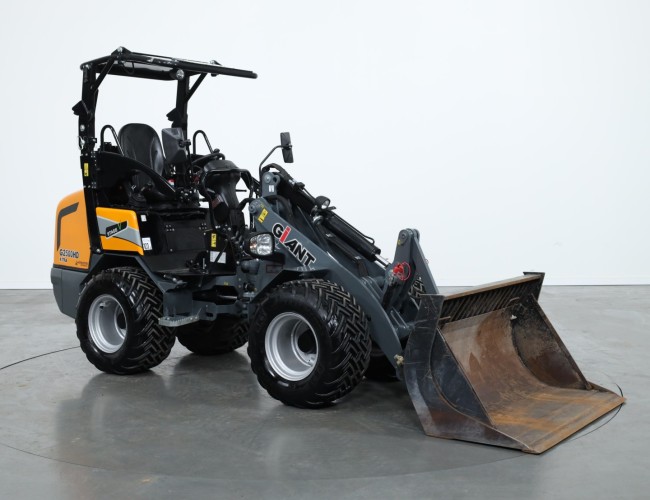 2023 Giant G2500 X-tra HD VV1380 | Wiellader | Mini Shovel