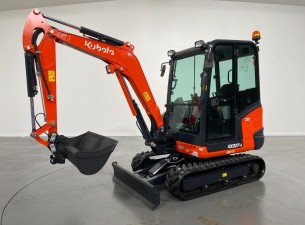 1 Kubota KX027-4 ADV1120