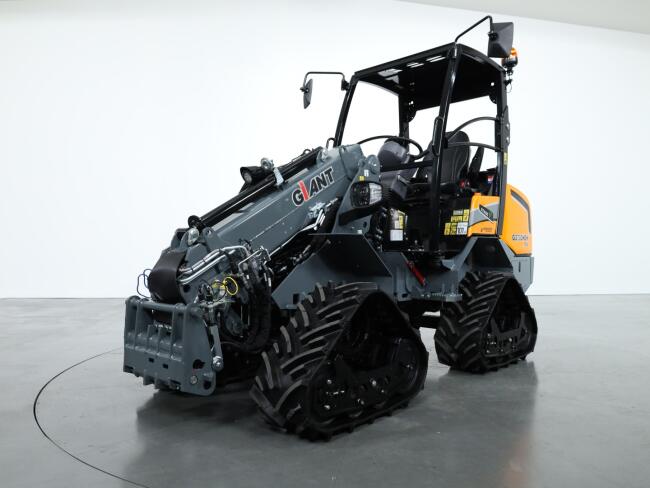 2026 Giant G2700 TELE HD+ TRACKS ADV1130 | Wiellader | Mini Shovel