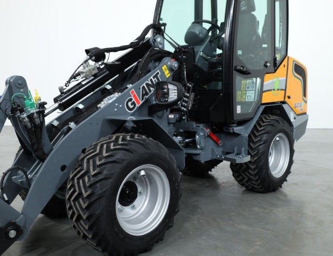 2025 Giant G2700E X-tra (Cabine) VK9545 | Wiellader | Mini Shovel