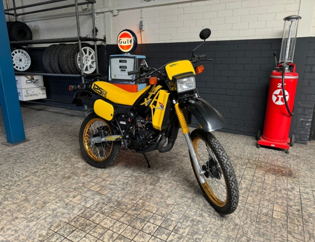 1984 Honda MTX 125 R Zwart / Geel VT546 | Transport | Bromfiets / Motor