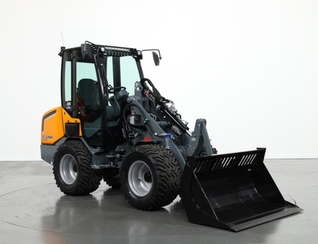 2023 Giant G2700 HD+ (Cabine) VV1423 | Wiellader | Mini Shovel