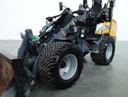 2024 Giant G2700 X-tra HD+ VV1426 | Wiellader | Mini Shovel