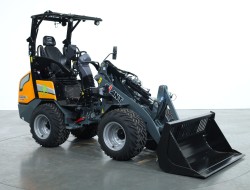 2025 Giant G2200E X-tra VK9689 | Wiellader | Mini Shovel