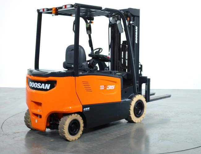 2020 Doosan B35X-7 Electric Side-shift + Forkpositioner VK9705 | Verreiker / Heftruck | Vorkheftrucks