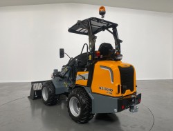 2025 Giant G2300 X-tra HD VK9707 | Wiellader | Mini Shovel