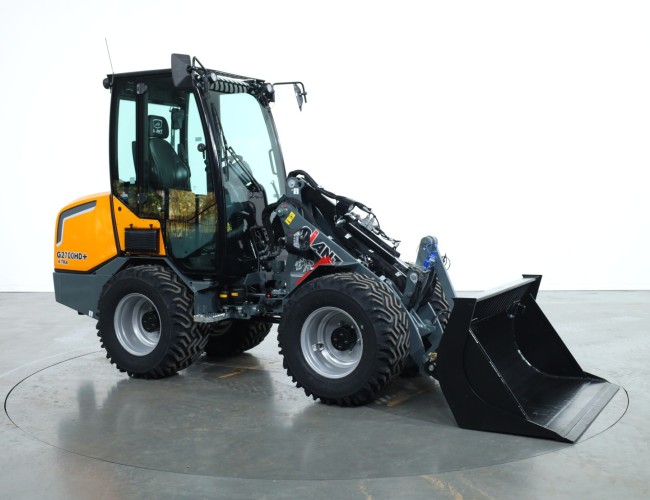 2024 Giant G2700 X-tra HD+ (Cabine) VK9733 | Wiellader | Mini Shovel