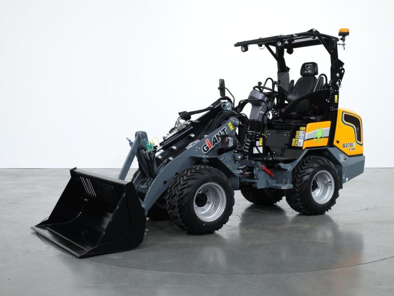 2025 Giant G2700E X-tra VK9734 | Wiellader | Mini Shovel