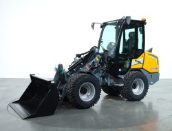 2024 Giant G2700 X-tra HD+ (Cabine) VK9748 | Wiellader | Mini Shovel