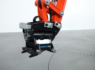 1 Compacttilt CT3 - Kantelstuk Kubota - CW05 (2,0 - 3,0t) ADV1153