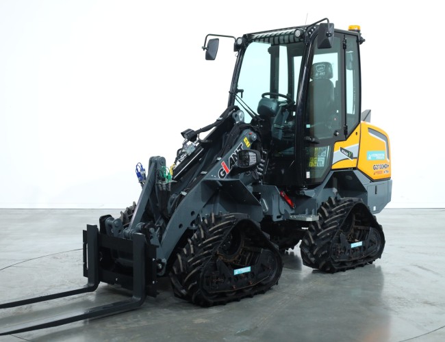 1 Giant G2700 TELE HD+ TRACKS ADV1155 | Wiellader | Mini Shovel