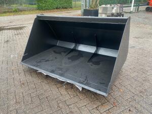 2025 Giant Volumebak 50+ 1412ltr 190cm (G3500)