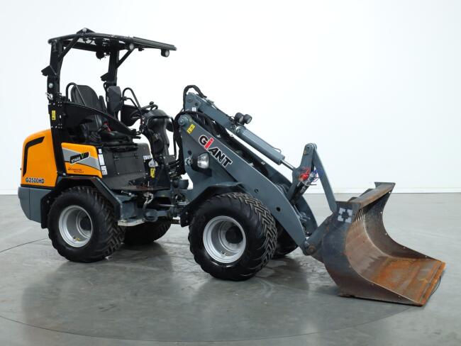 2022 Giant G2500 HD VK10537 | Wiellader | Mini Shovel