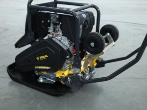 1 Bomag BP25/50D