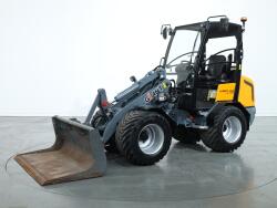 2017 Giant V452T X-tra HD VK10880 | Wiellader | Mini Shovel