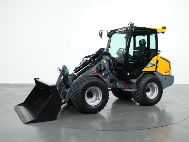 2026 Giant G3500 X-tra (Cabine) VK10986 | Wiellader | Mini Shovel