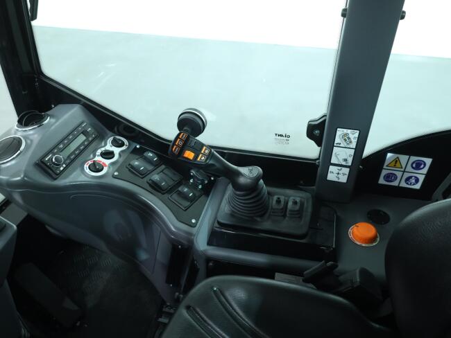 2026 Giant G3500 X-tra (Cabine) VK10986 | Wiellader | Mini Shovel
