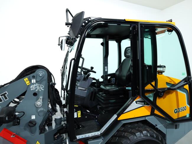 2026 Giant G3500 (Cabine) VV1529 | Wiellader | Mini Shovel