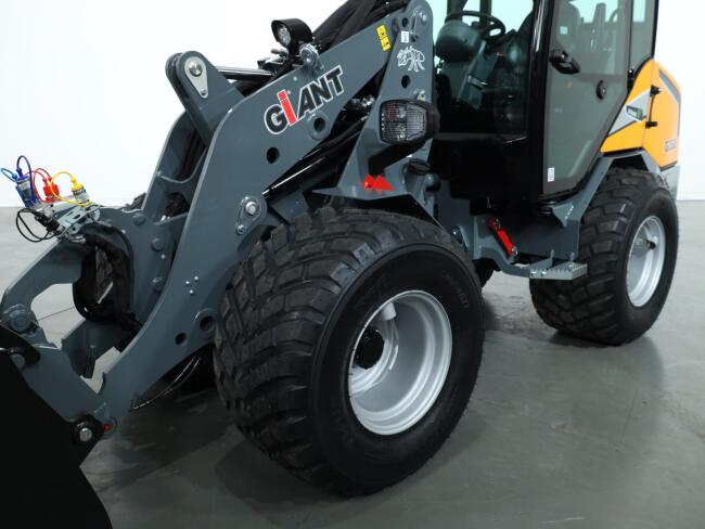 2026 Giant G3500 (Cabine) VV1529 | Wiellader | Mini Shovel