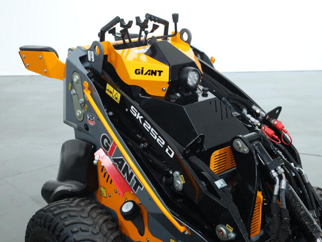 2021 Giant SK252D VK11054 | Wiellader | Mini Shovel