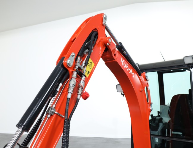 1 Kubota KX019-4 Hi-Spec ADV17 | Graafmachine | Minigraver