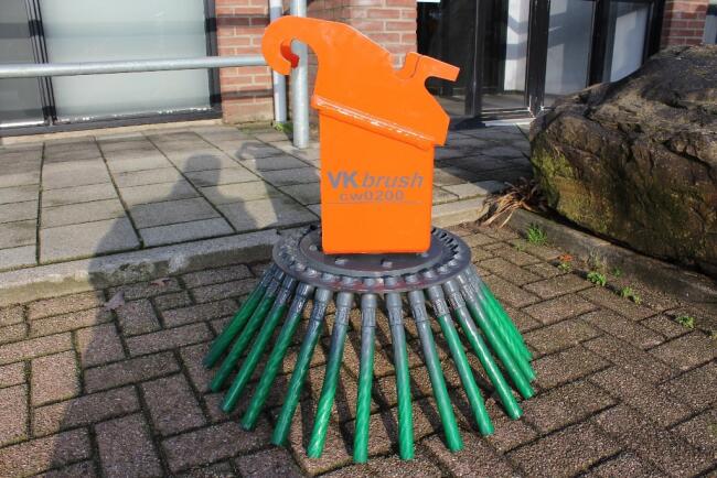 2025 VK Brush CW0200 Onkruidborstel CW05 ADV19 | Aanbouwdelen | Onkruidborstel