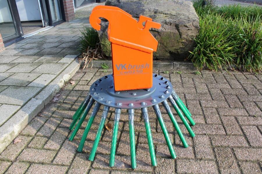 2025 VK Brush CW0250 Onkruidborstel CW05 ADV20 | Aanbouwdelen | Onkruidborstel